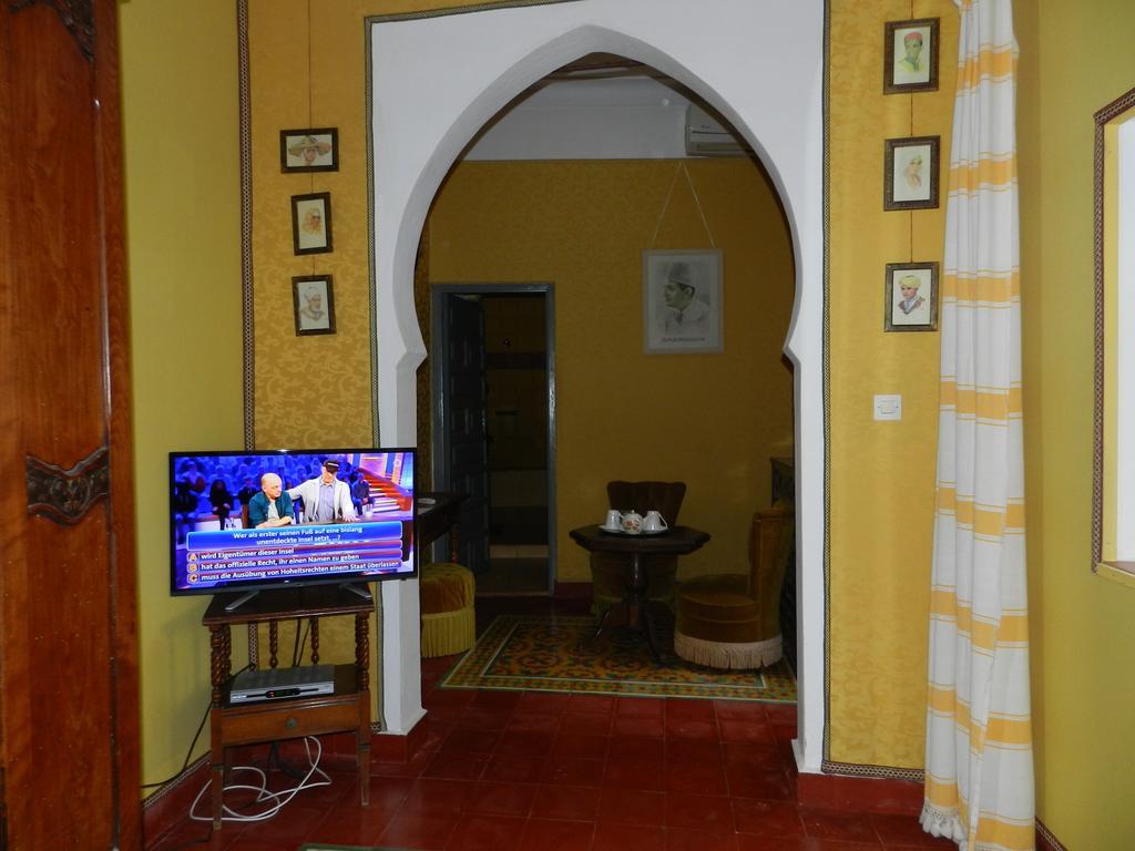 Dar Beldi Bed & Breakfast วาลิเดีย ภายนอก รูปภาพ
